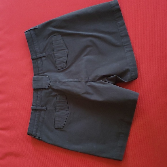 Black shorts - Picture 3 of 3